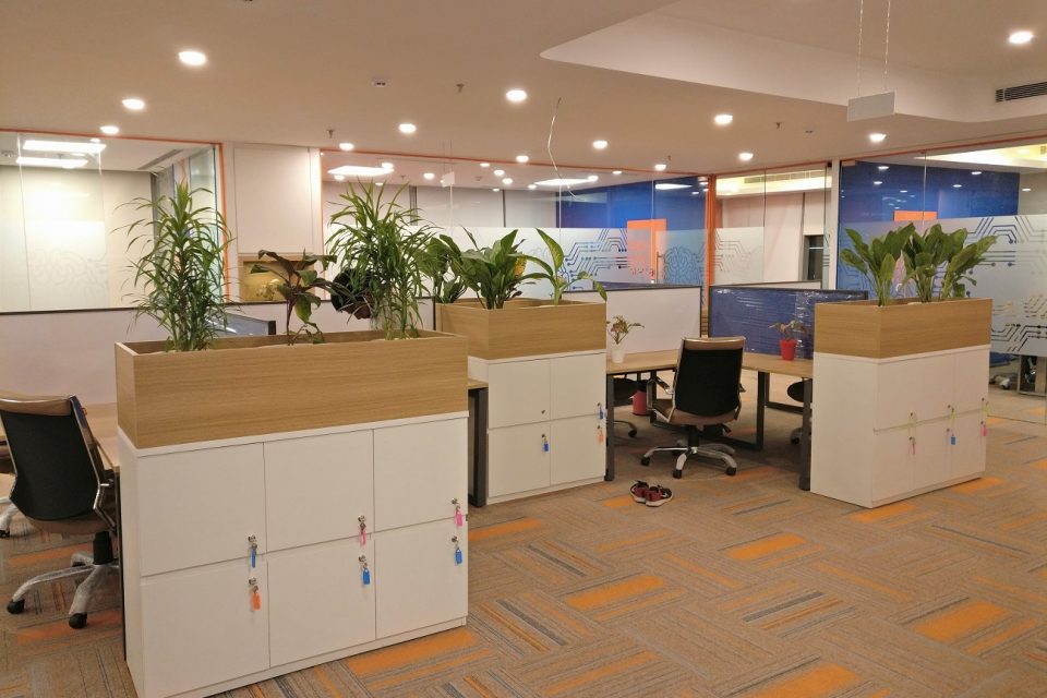 12 Biggest Differences Between Managed Office vs Coworking Office Space