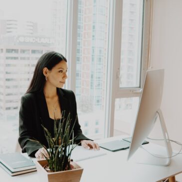 How Female Centric Coworking Spaces Help Improve The Working Environment For Women Employees?