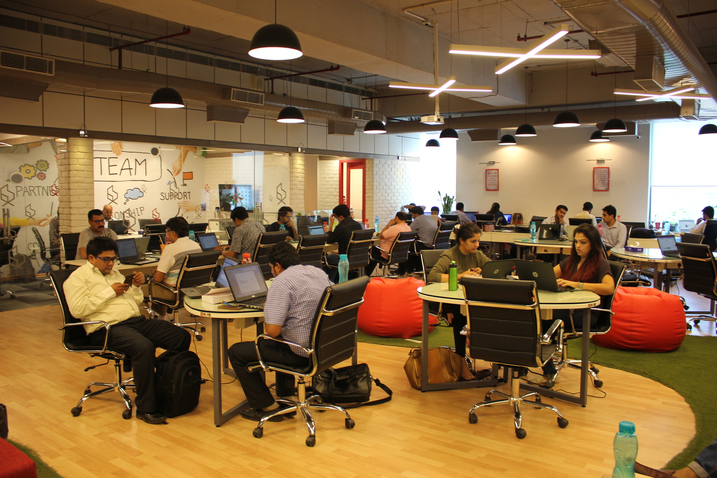 5 Best Coworking Space in Gurgaon for Small and Medium Businesses