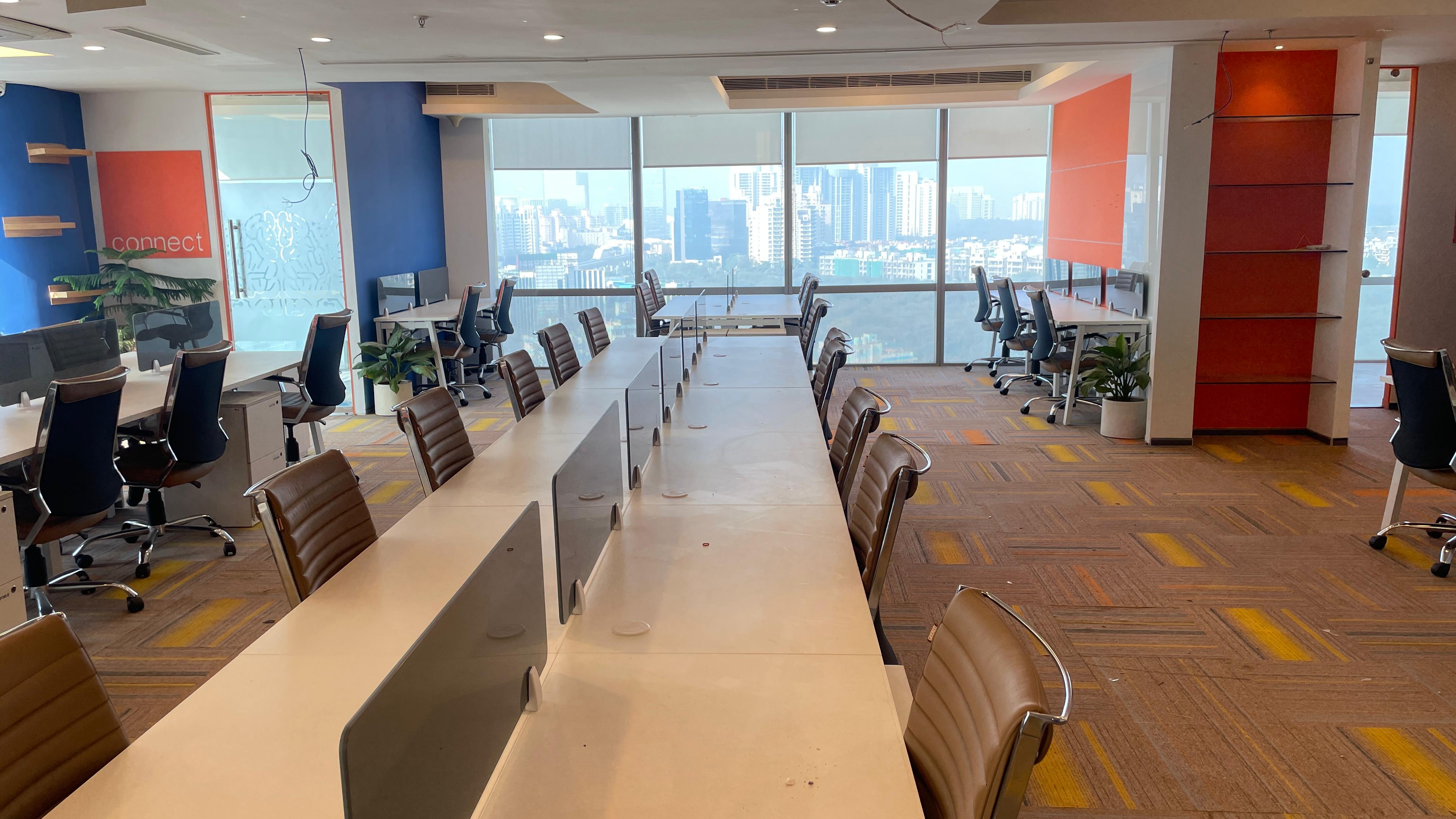 10 Signs You Should Move Your Office to a Coworking Space